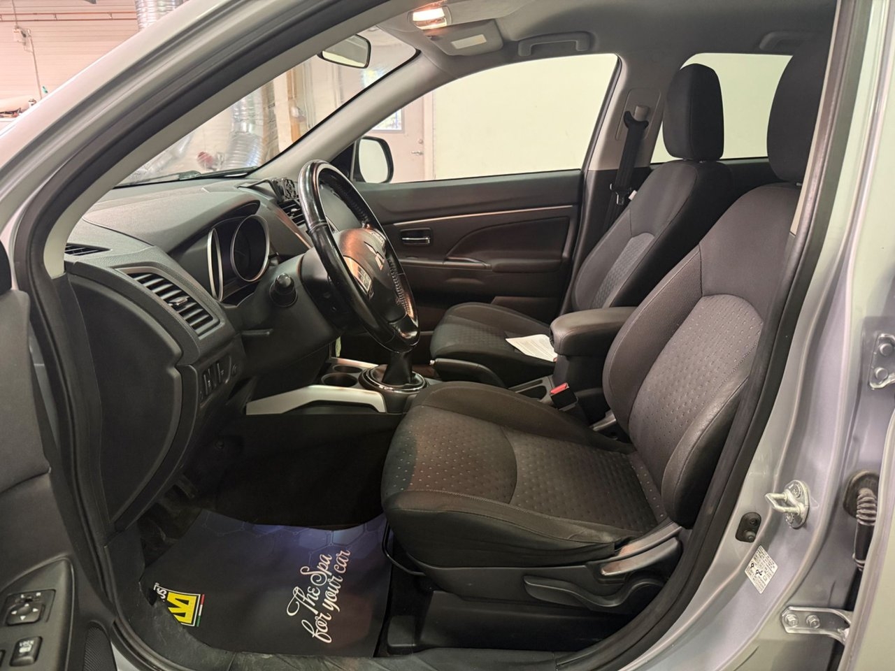 Mitsubishi ASX 2011, bild 7/10