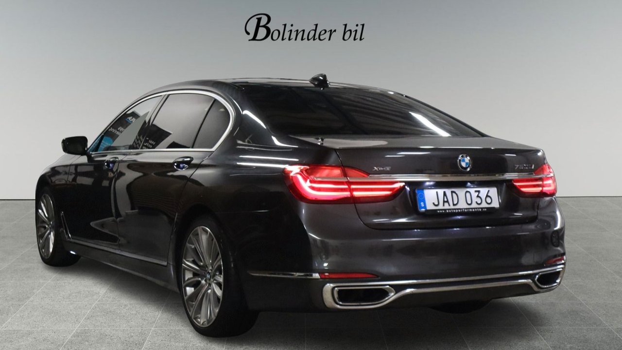 BMW 750 2016, bild 4/23
