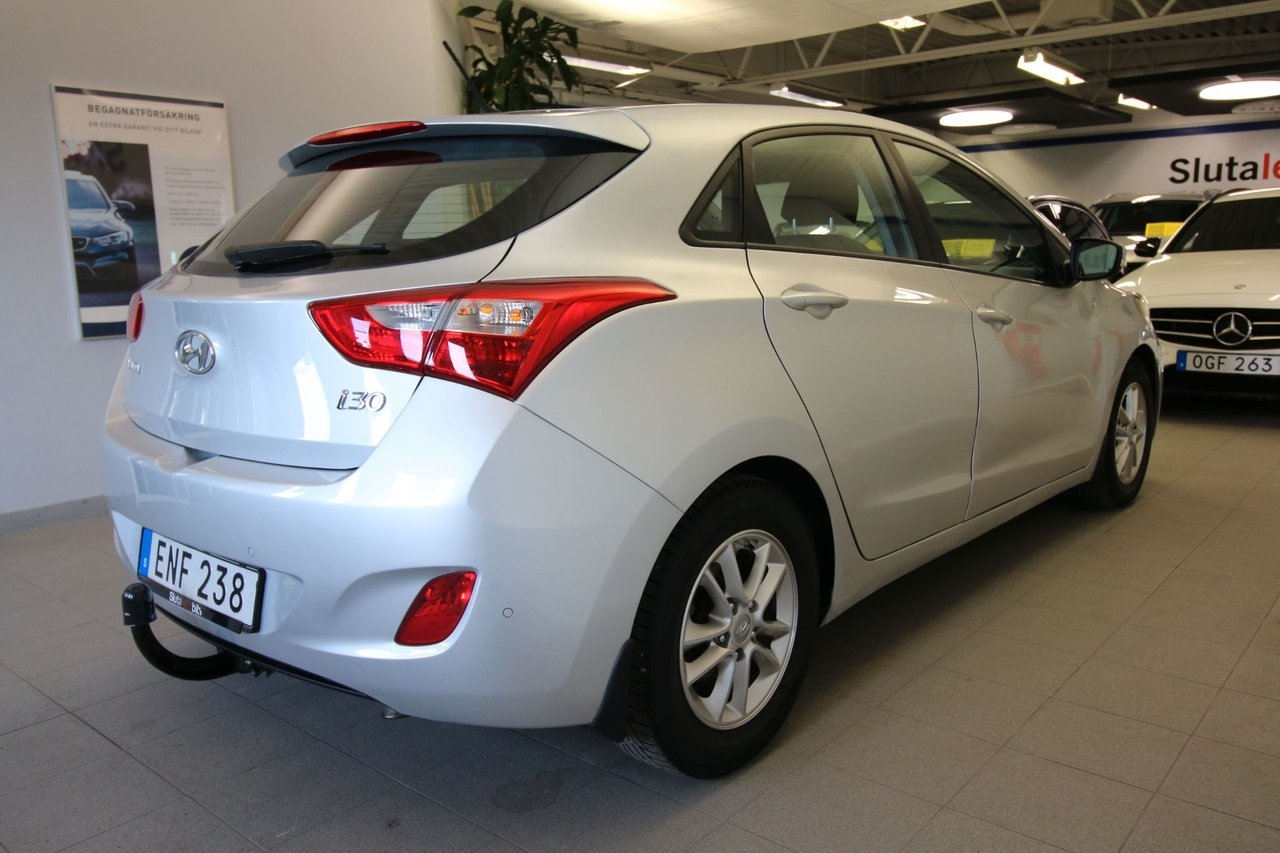 Hyundai i30 2015, bild 7/25