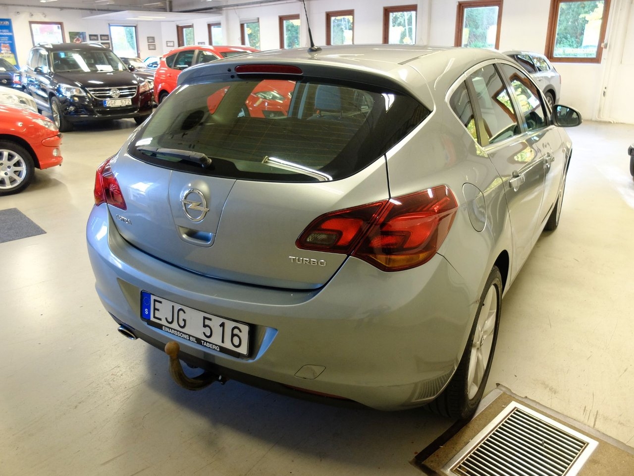 Opel Astra 2010, bild 5/10