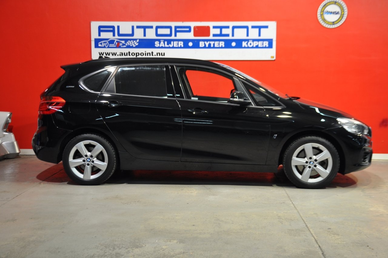 BMW 225 2018, bild 2/10