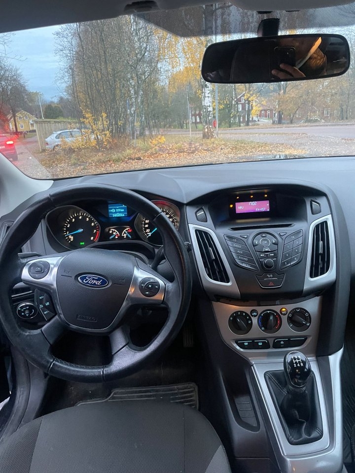 Ford Focus 1.0 EcoBoost Trend Euro 5 2013, photo 7/18