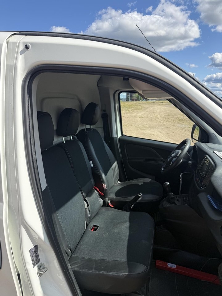 Fiat Doblo 2017, bild 5/6