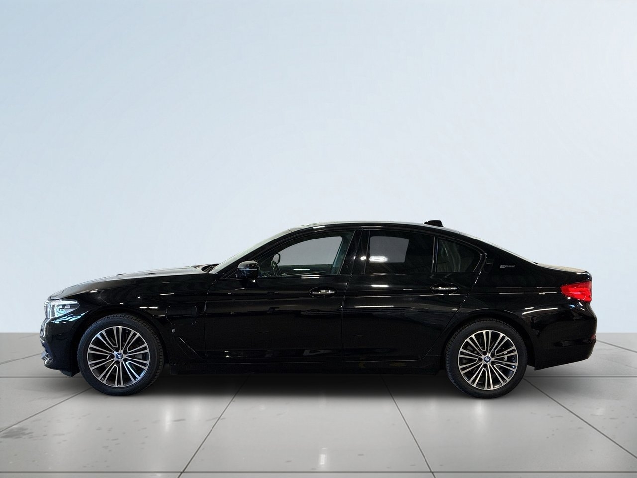 BMW 530 e iPerformance Sport-Line 2018, bild 4/20