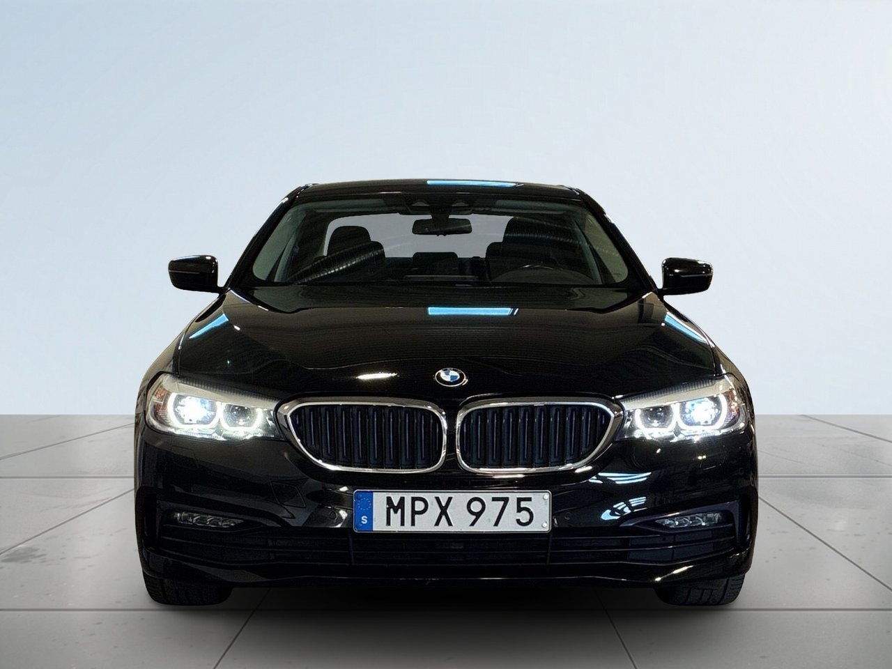 BMW 530 e iPerformance Sport-Line 2018, bild 2/20