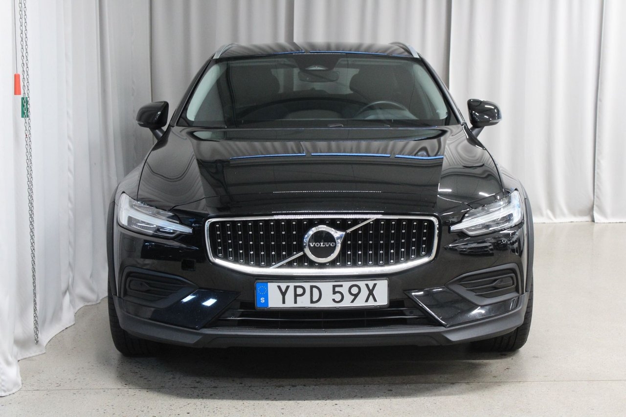 Volvo V60 Cross Country 2023, bild 7/10