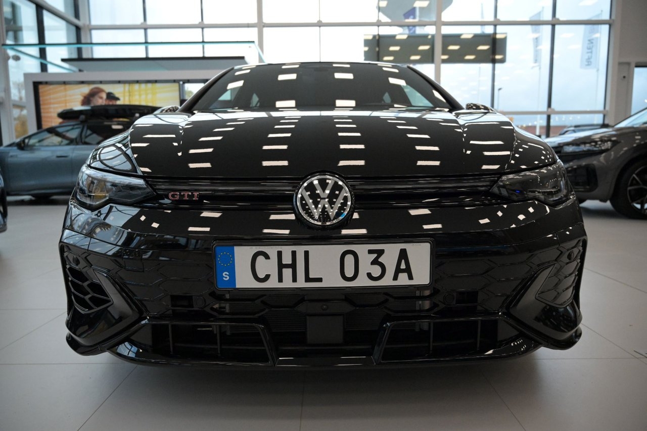 Volkswagen Golf GTI Clubsport 300 hk 2026, bild 4/10