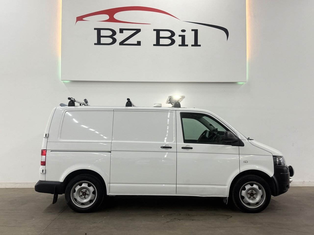 Volkswagen Transporter T32 2.0 TDI 4M 2015, bild 7/10