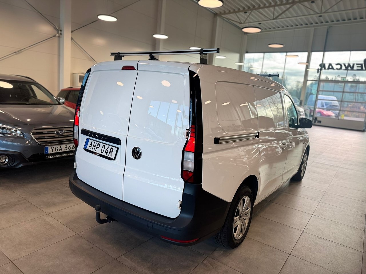 Volkswagen Caddy Maxi 2023, bild 6/10