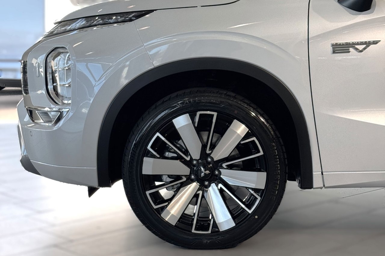 Mitsubishi Outlander Instyle PHEV 4WD 2026, bild 3/10