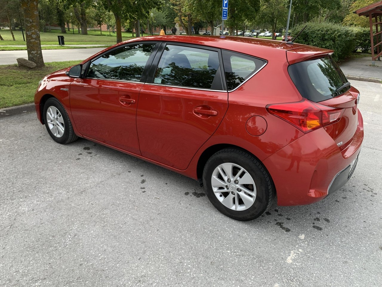 Toyota Auris Hybrid e-CVT Active Euro 5 2013, bild 3/10