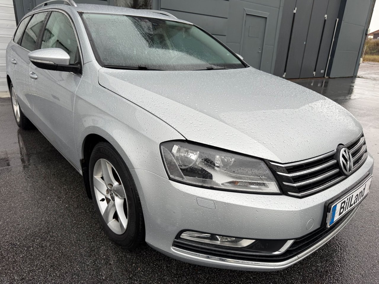 Volkswagen Passat 2011, bild 3/8