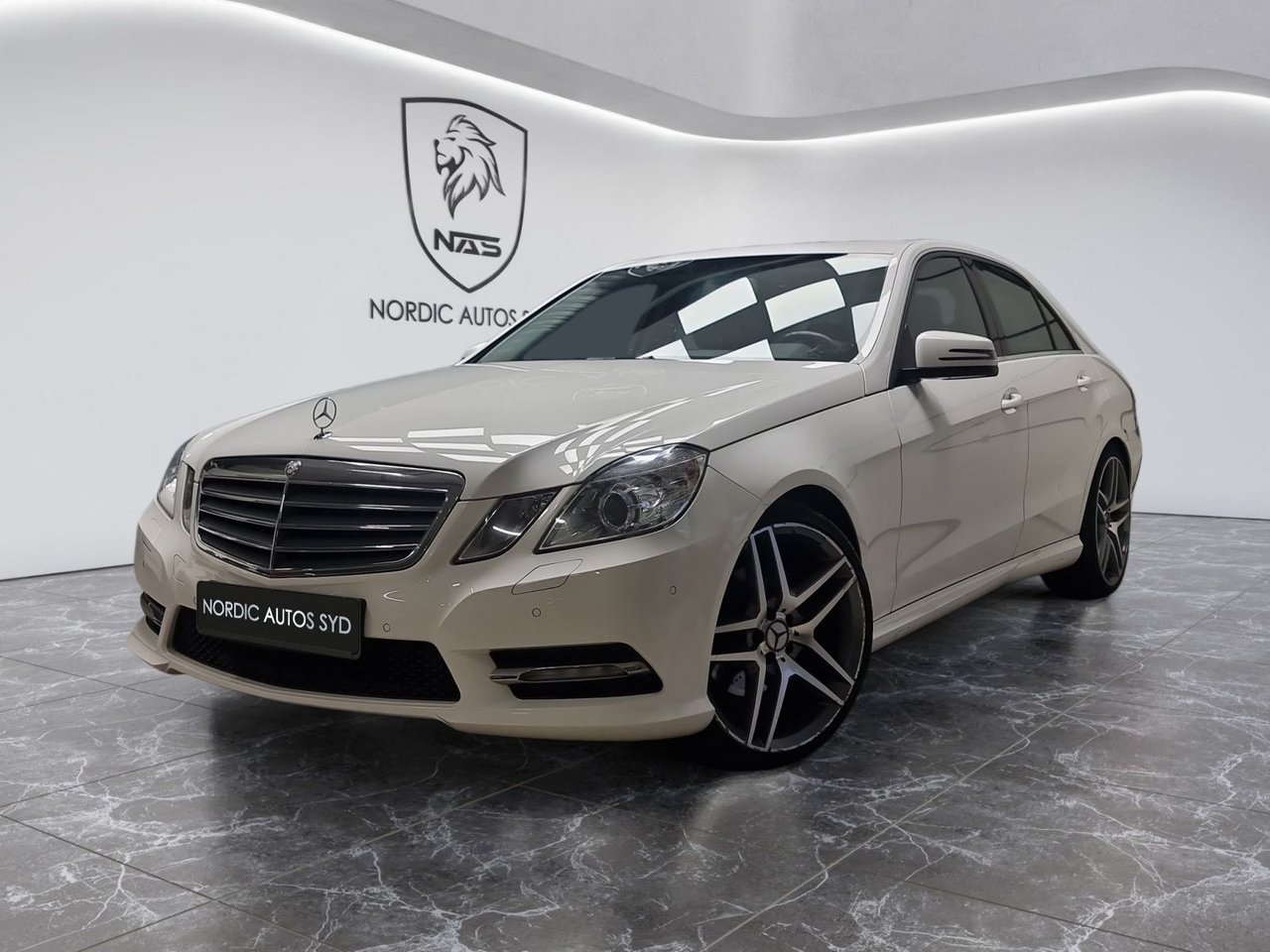 Mercedes-Benz E