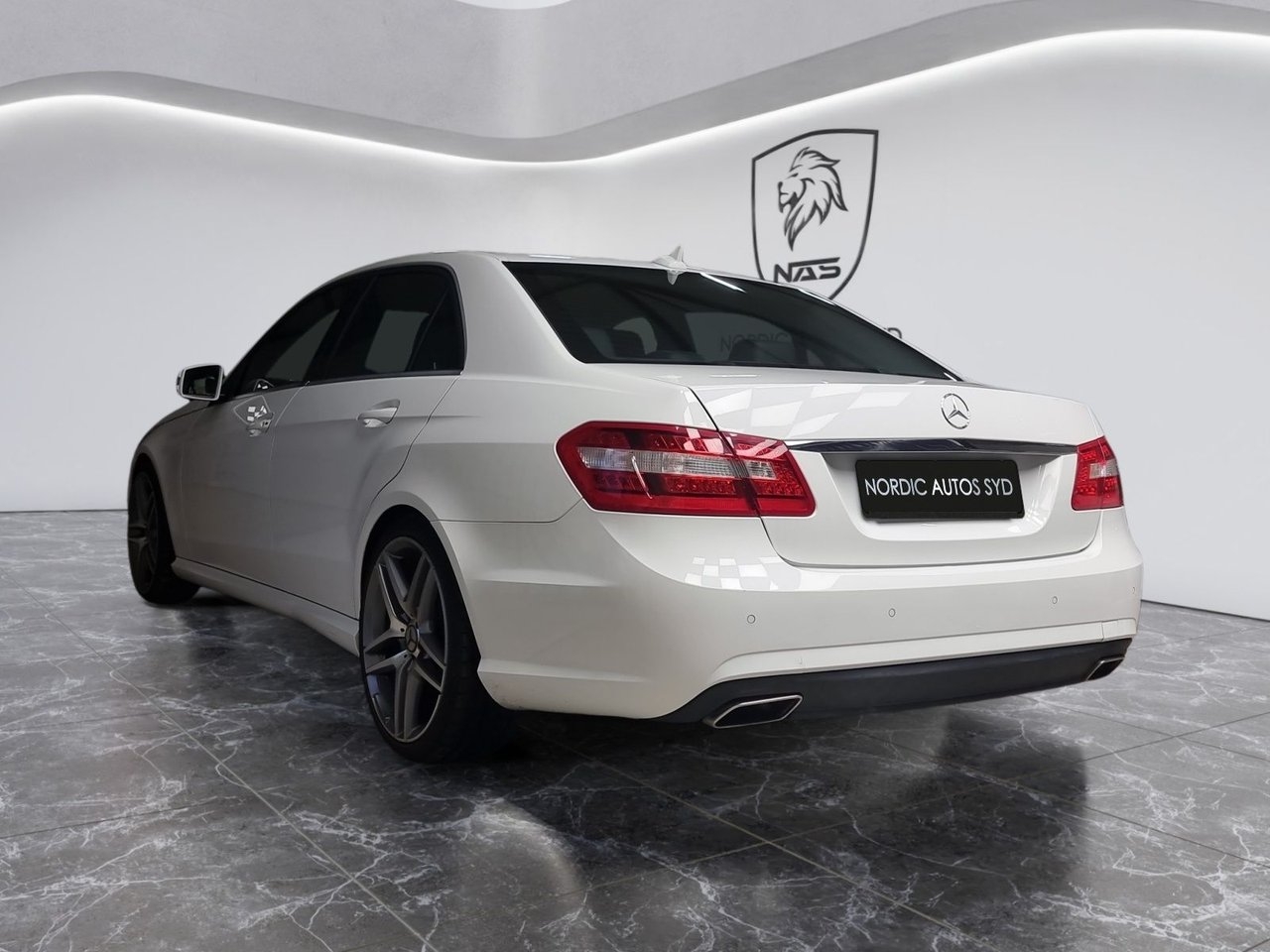 Mercedes-Benz E 2013, kuva 3/10
