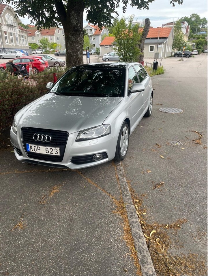 Audi A3 S-Line Sportback 1.8 TFSI 2010, bild 2/10