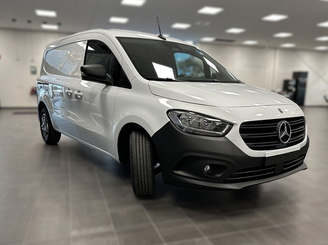Mercedes-Benz Citan 2025, bild 2/10