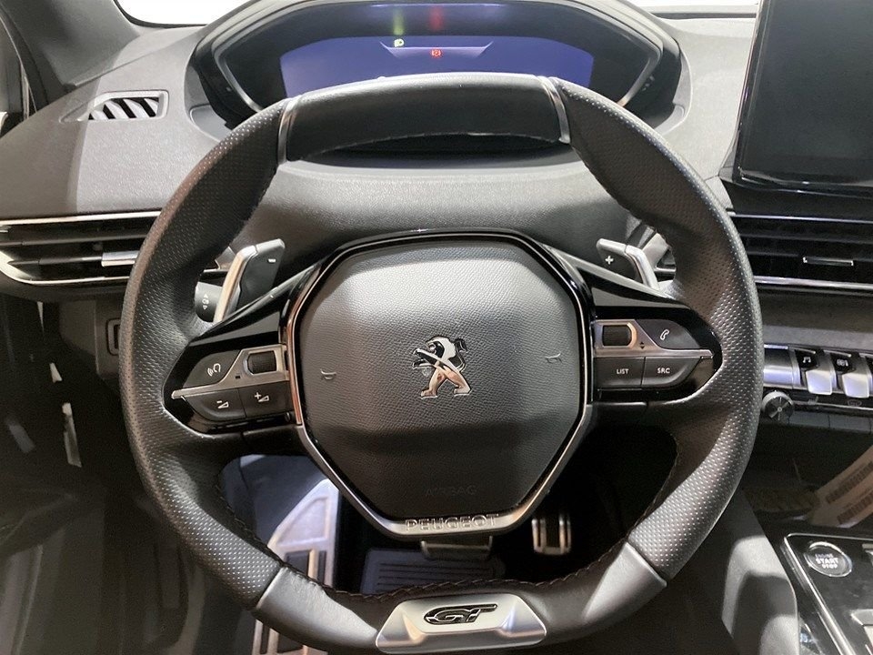 Peugeot 3008 GT 1.2 PT 130hk Aut 2024, bild 7/15