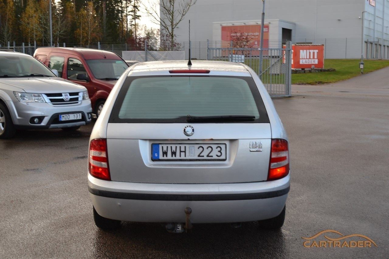 Skoda Fabia Kombi 1.2 Manuell, 64hk 2005, bild 6/10