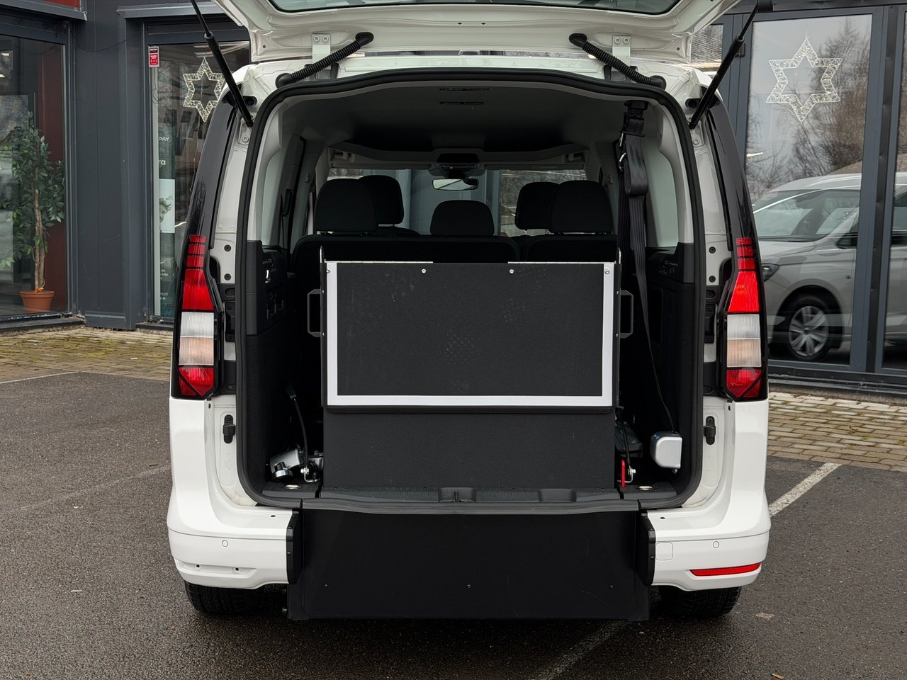Volkswagen Caddy Maxi Maxi 1.5 TSI 2022, bild 2/10