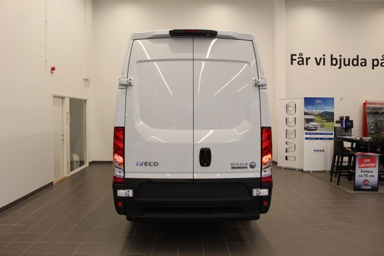 Iveco Daily Pro Line Van 2025, bild 2/6