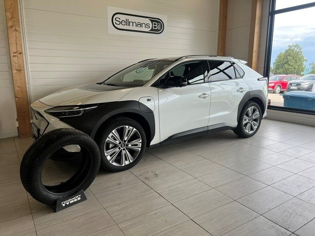 Subaru Solterra Touring 72.6 kWh AWD 2024, bild 2/10