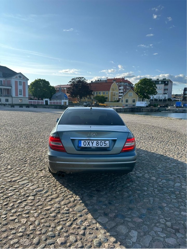 Mercedes-Benz C 2012, kuva 2/5