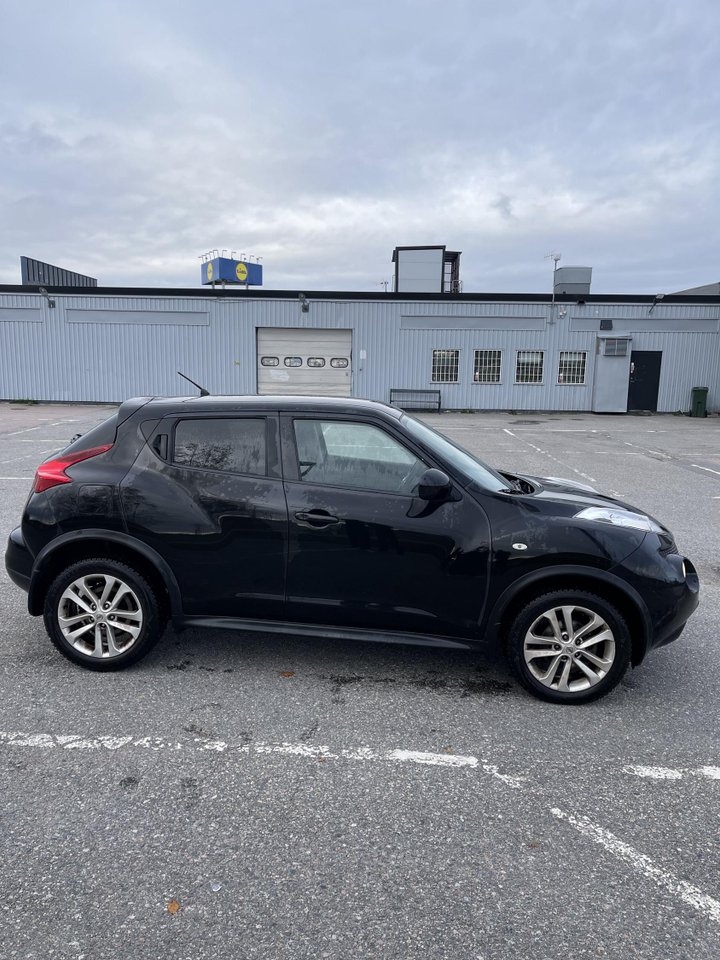 Nissan Juke 1.6 XTRONIC-CVT Euro 5 2012, bild 3/6