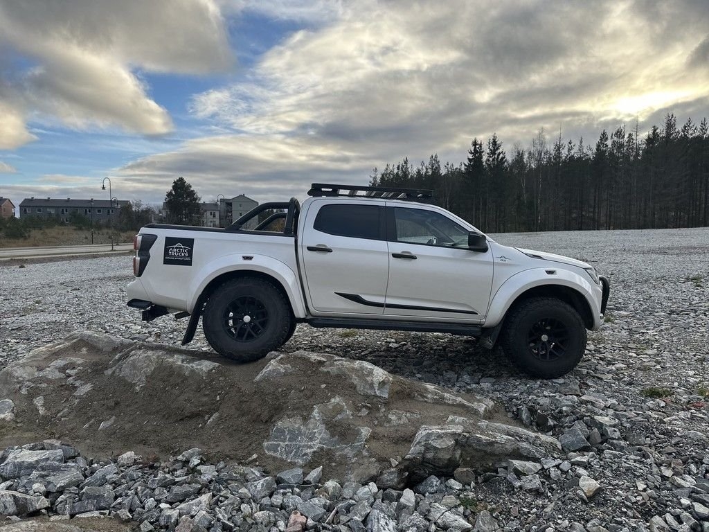 Isuzu Övriga 2022, bild 5/25