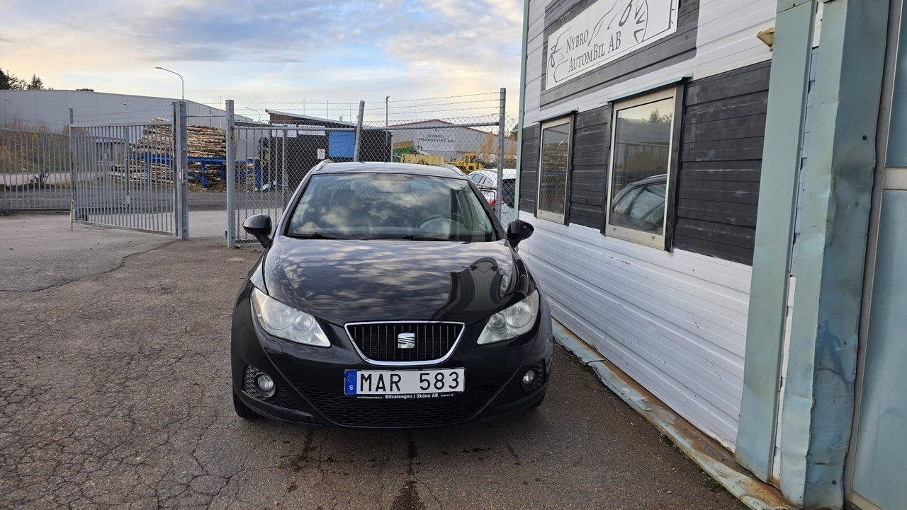 Seat Ibiza ST 1.2 TSI Style Euro 5 2012, bild 2/4