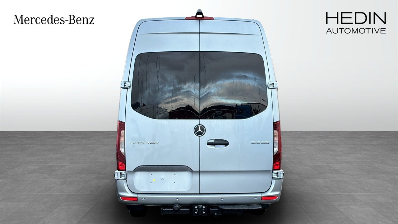 Mercedes-Benz Sprinter 2026, photo 7/10
