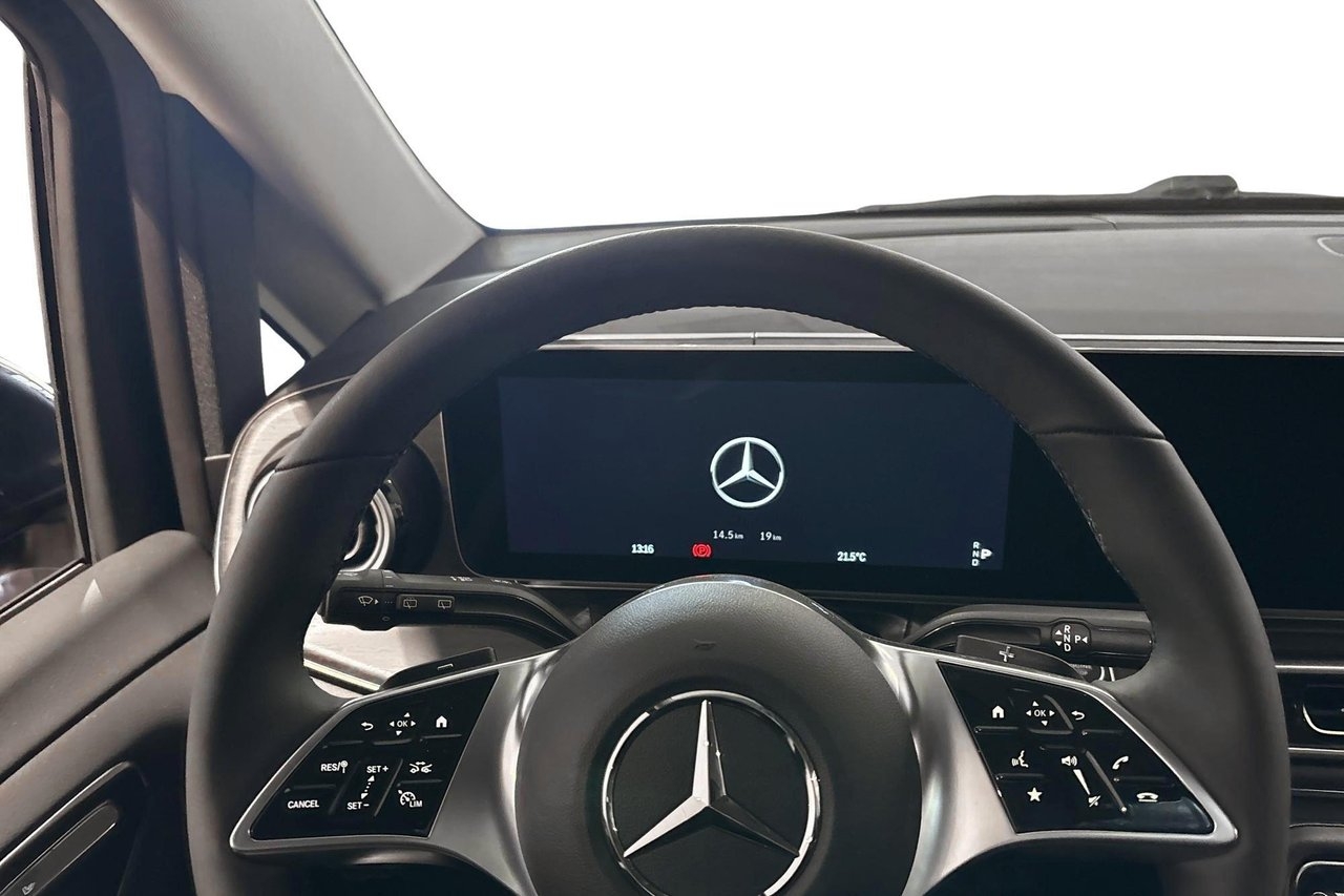 Mercedes-Benz V 2026, photo 7/10