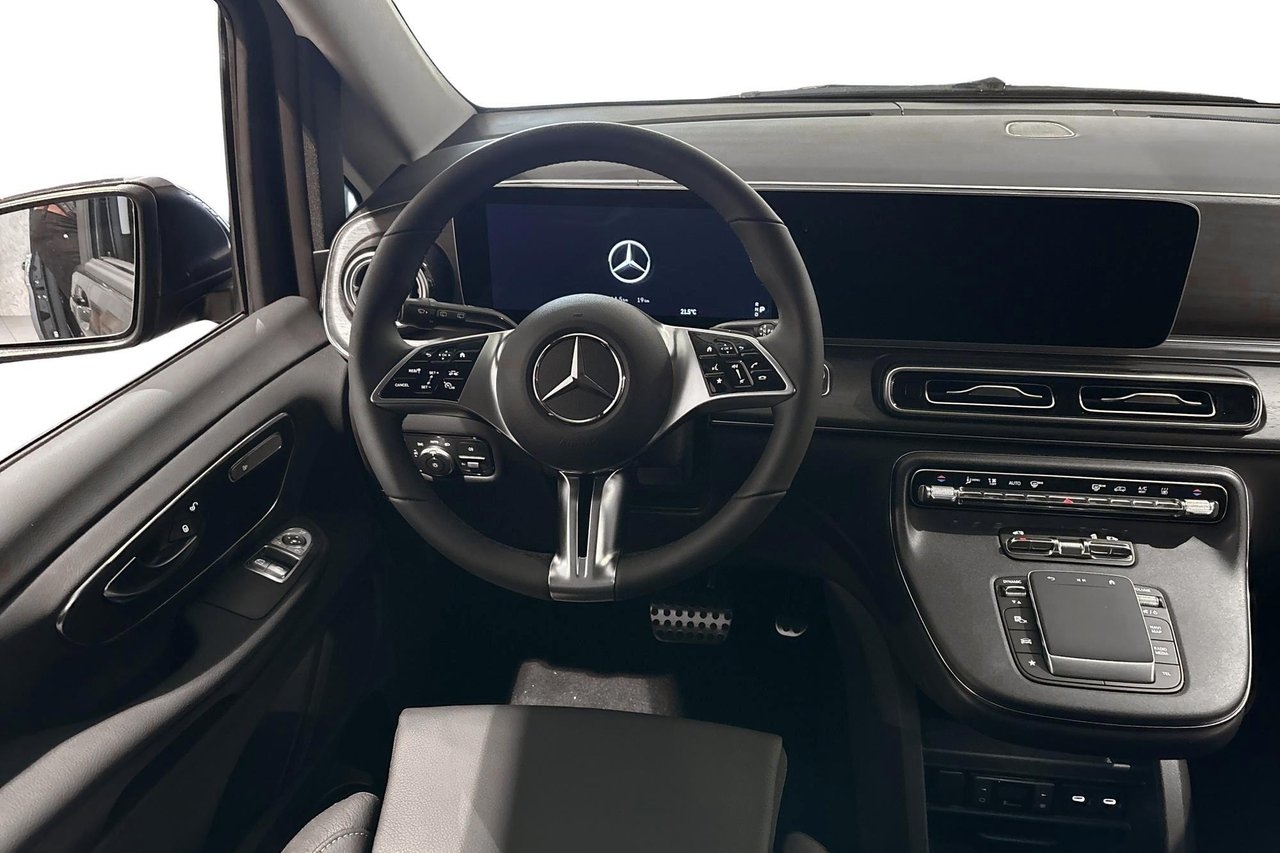 Mercedes-Benz V 2026, photo 6/10
