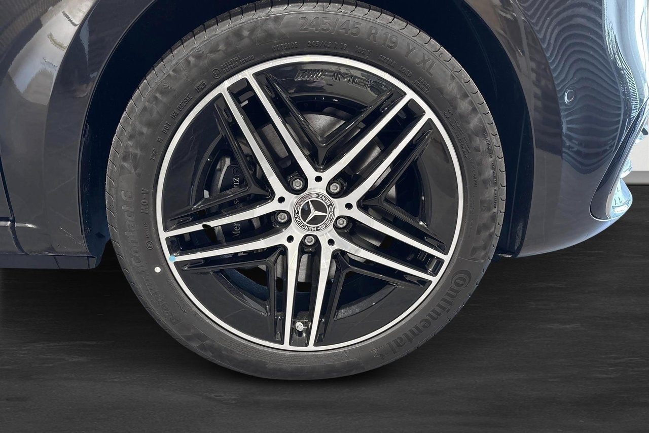 Mercedes-Benz V 2026, photo 5/10
