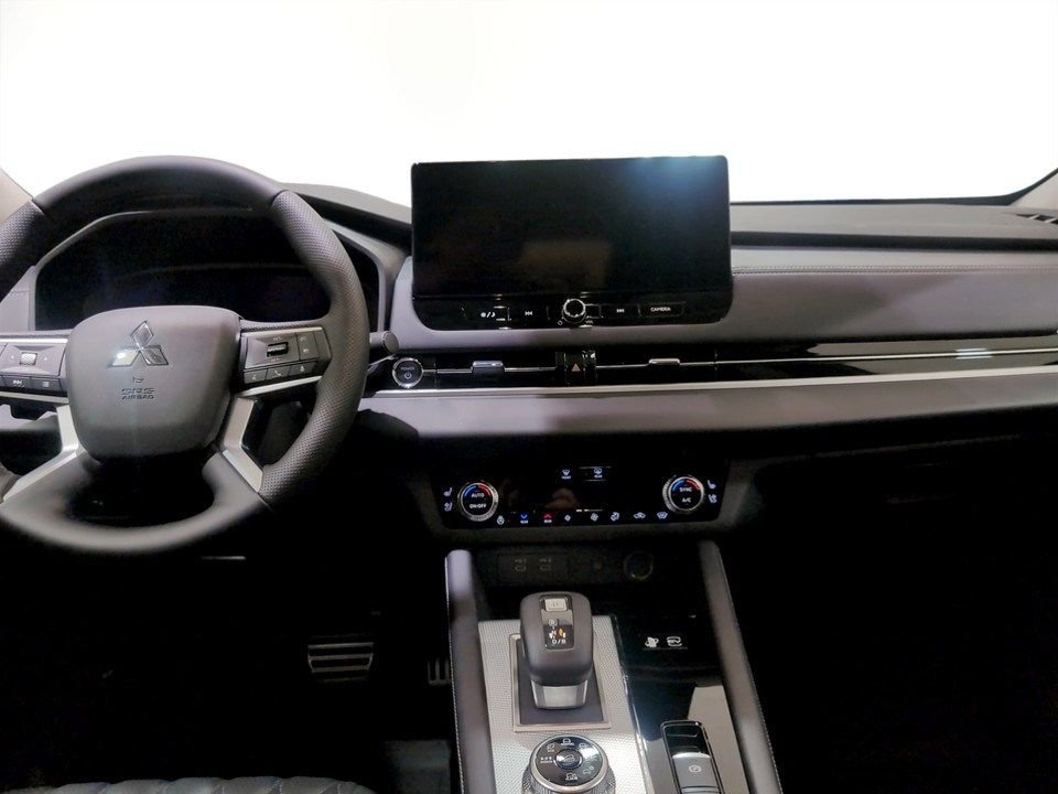 Mitsubishi Outlander 2025, bild 3/10
