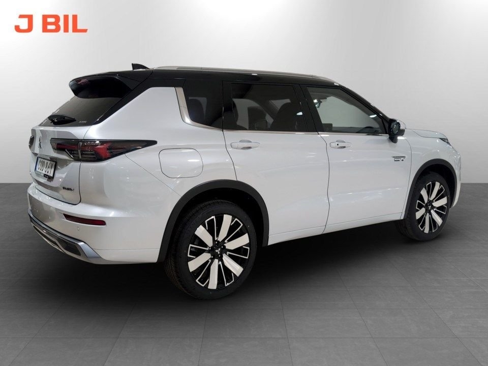 Mitsubishi Outlander 2025, bild 2/10
