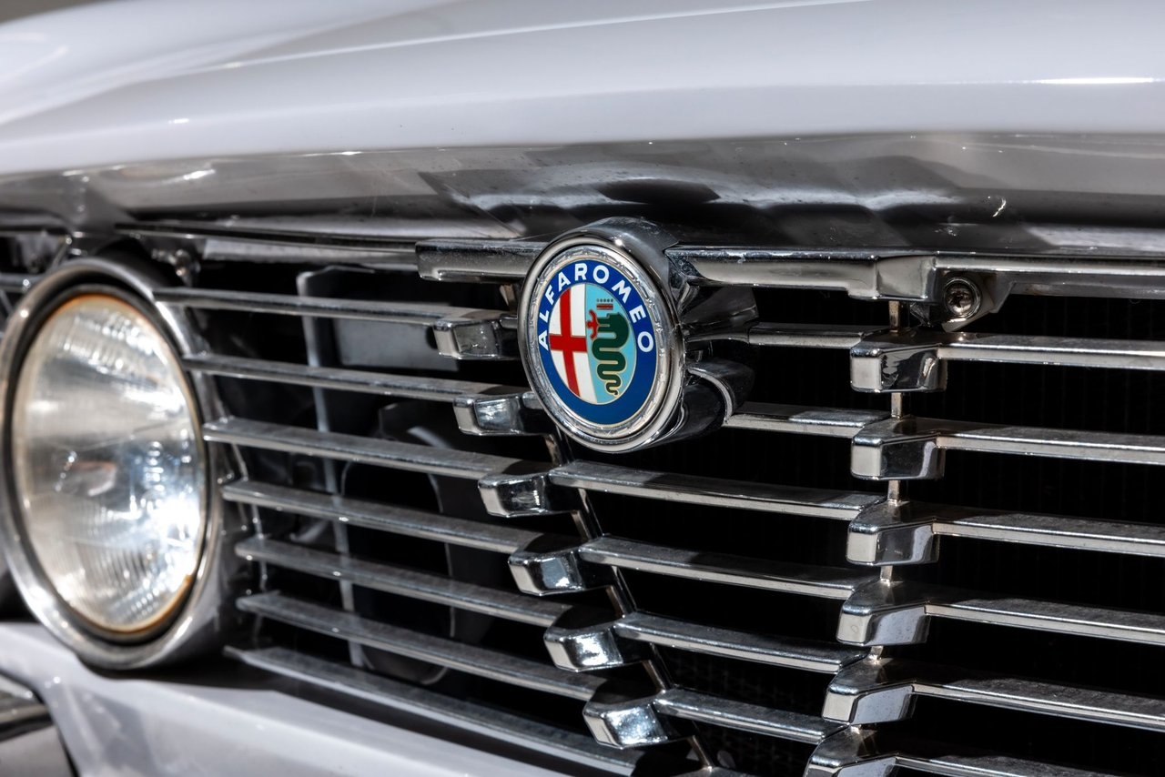 Alfa Romeo GT 1974, bild 5/27