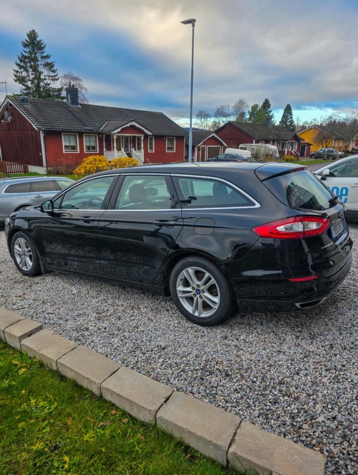 Ford Mondeo 2016, bild 2/8