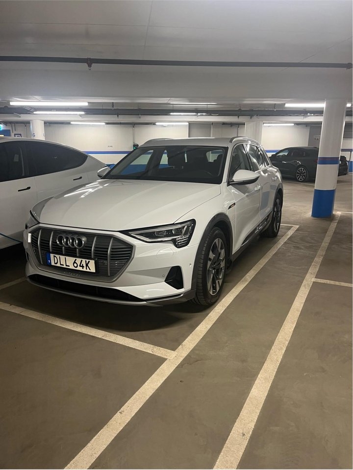 Audi e-tron 55 2022, bild 2/4
