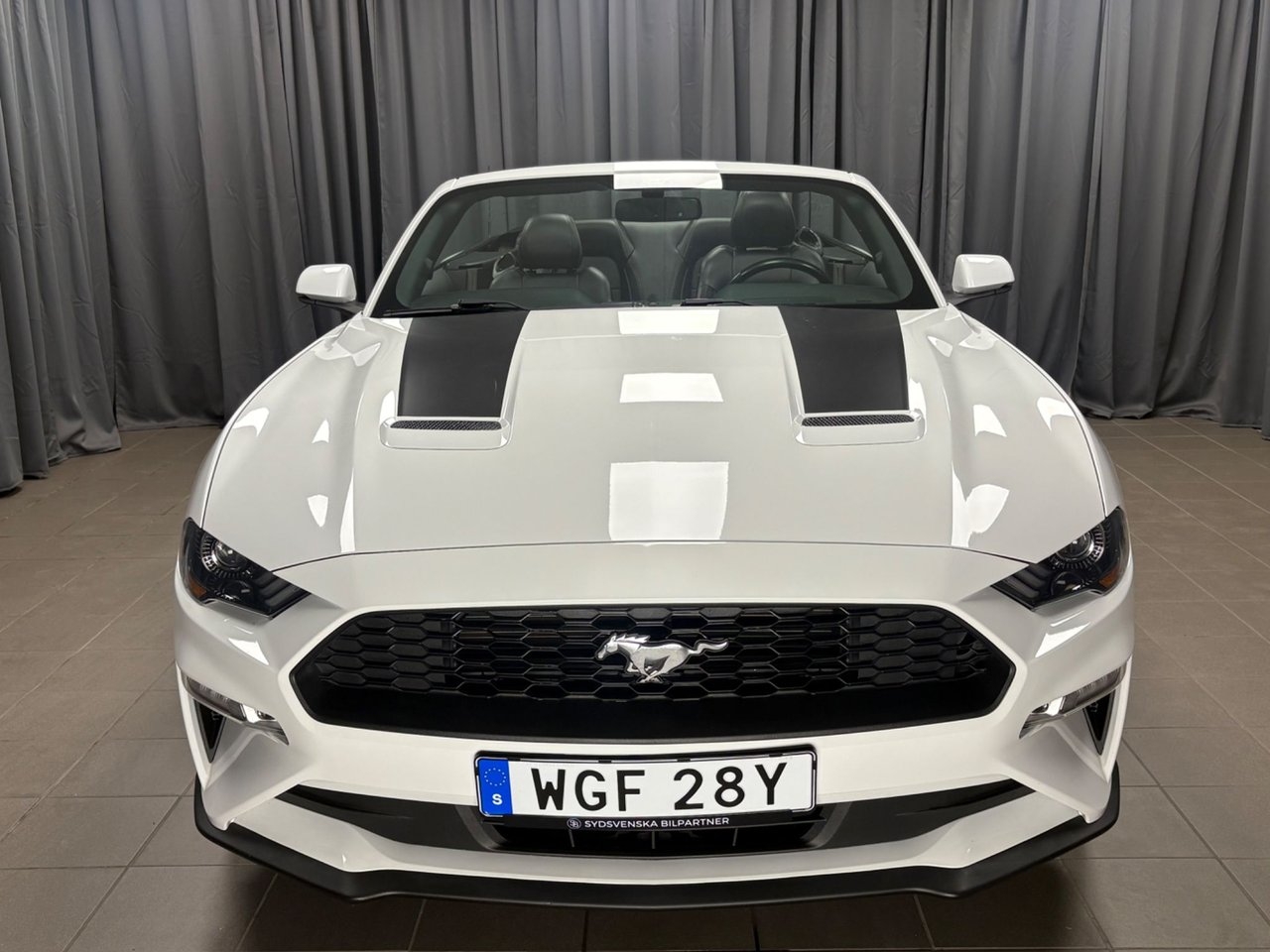 Ford Mustang Convertible Ecoboost 2018, bild 2/10