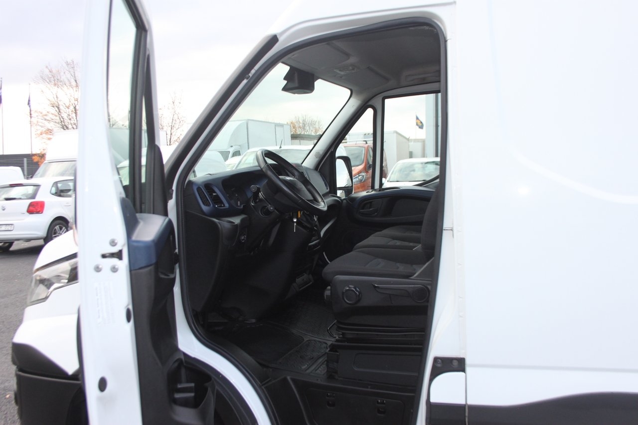 Iveco Daily 2018, photo 3/10