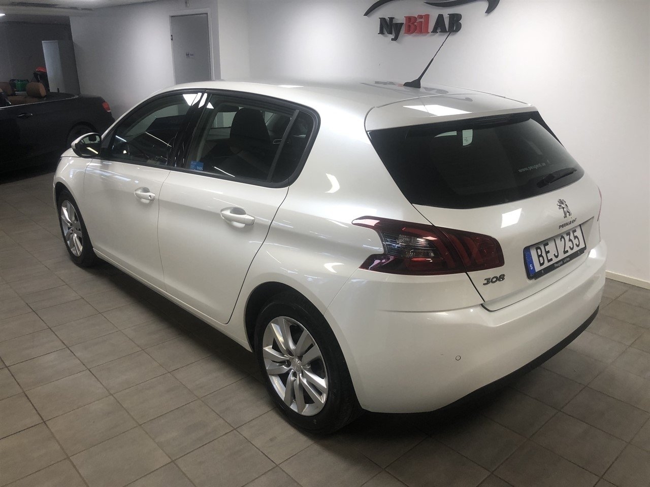 Peugeot 308 2018, bild 2/10