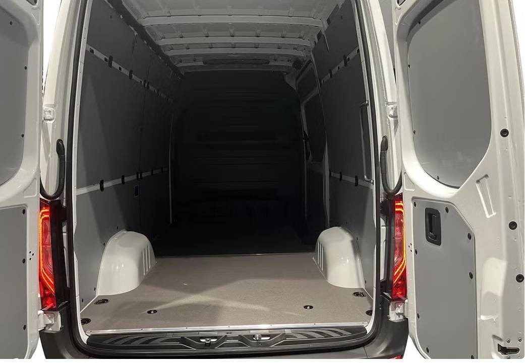 Mercedes-Benz eSprinter 414 SKÅP A2 PRO 2025, bild 5/6