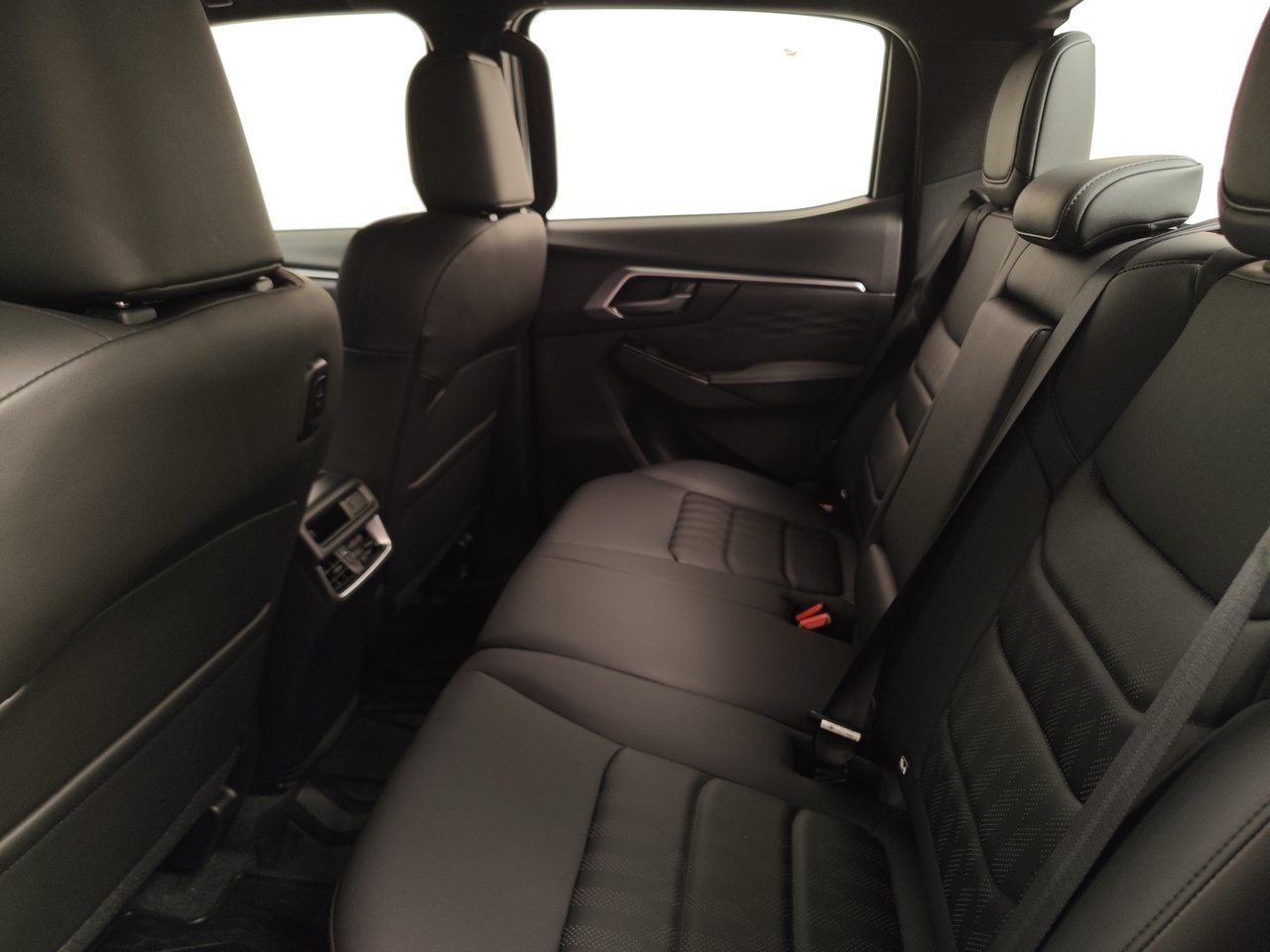 Isuzu D-max XRL Double Cab 2025, photo 5/6