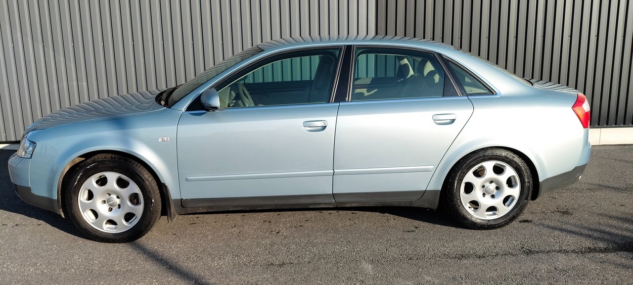 Audi A4 3.0 V6 Quattro TipTronic, Obs 2001, bild 5/10