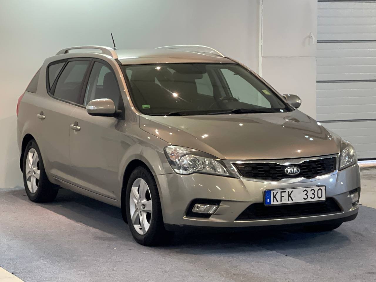 Kia Ceed 2010, photo 3/10