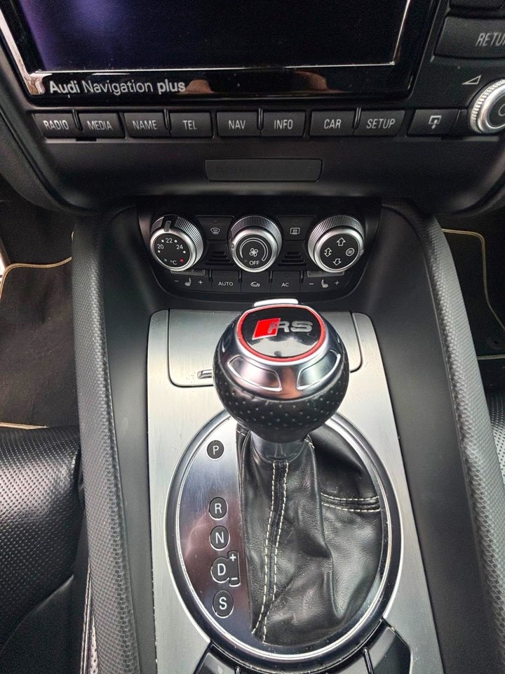 Audi TT RS Quattro Coupé 2.5TFSI S 2011, bild 7/8