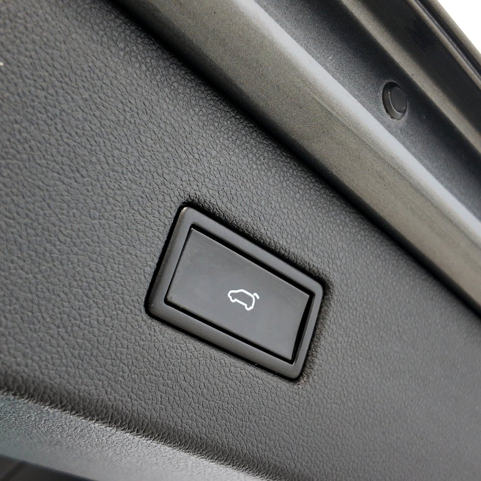 Volkswagen Tiguan 2017, photo 7/10