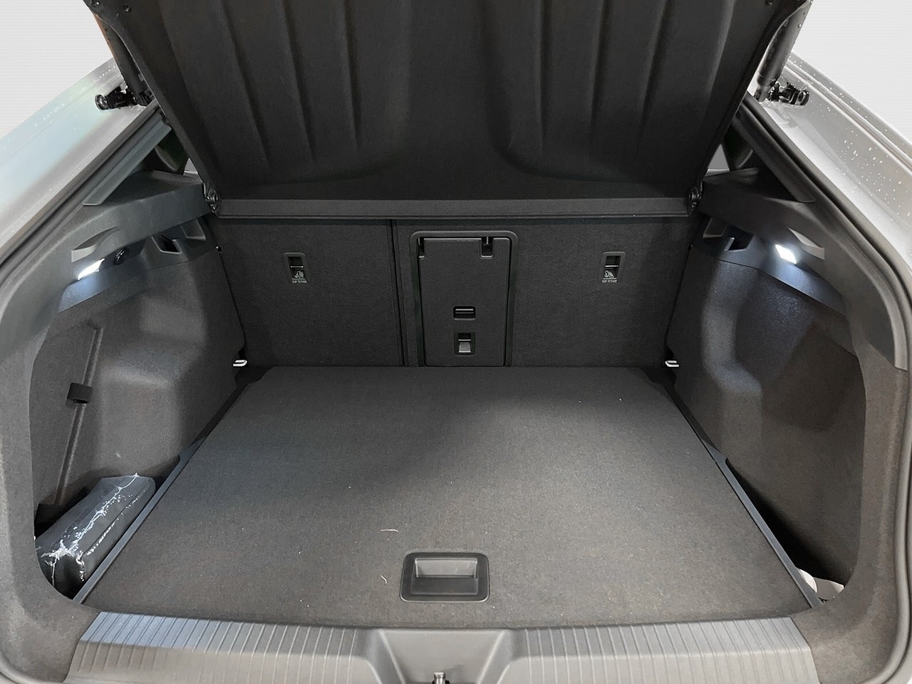 Cupra Tavascan 2026, bild 8/8