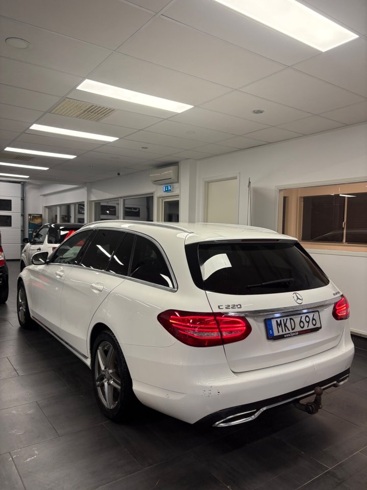 Mercedes-Benz C 2015, bild 2/10