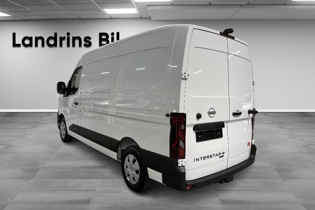 Nissan Interstar Skåp L2H2 87 kWh Tekna 2026, bild 6/14
